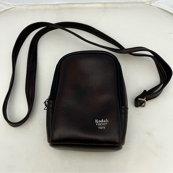 Vintage Small Faux Leather Kodak Pocket Tote Camera Case Missing Clip With Strap - Picture 1 of 16